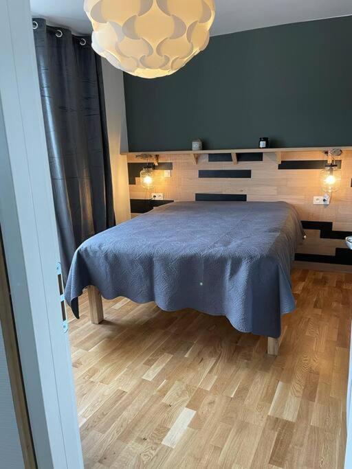 Maison De Village Avec Vue 4/5 Personnes Lou Rouchou Voutezac Extérieur photo